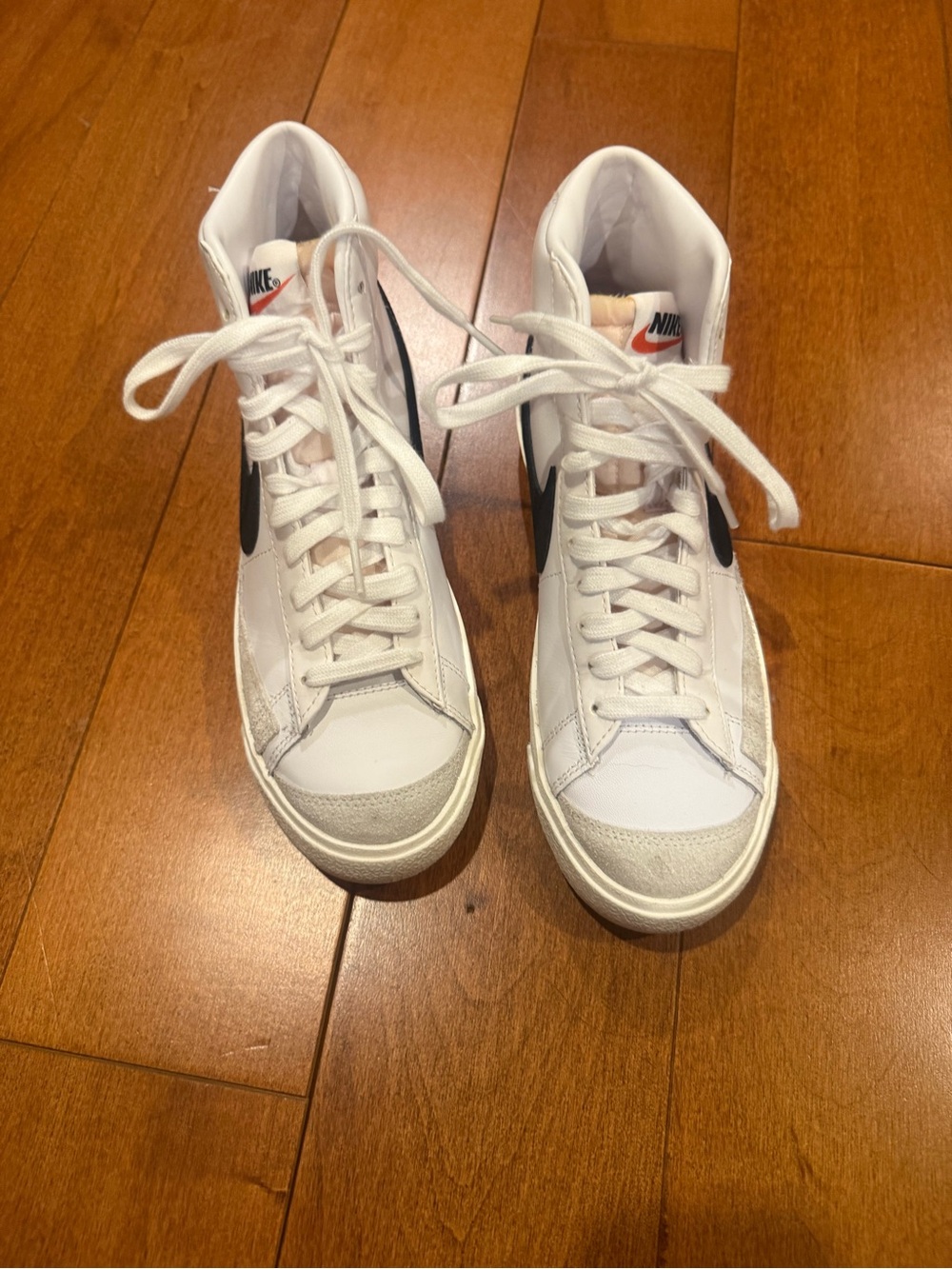 Nike White High-Top Sneakers with Black Swoosh - Picture 4 of 13